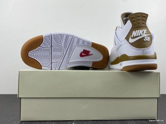 x Nike Air DR5415-120 Jordan 4 SB 0927